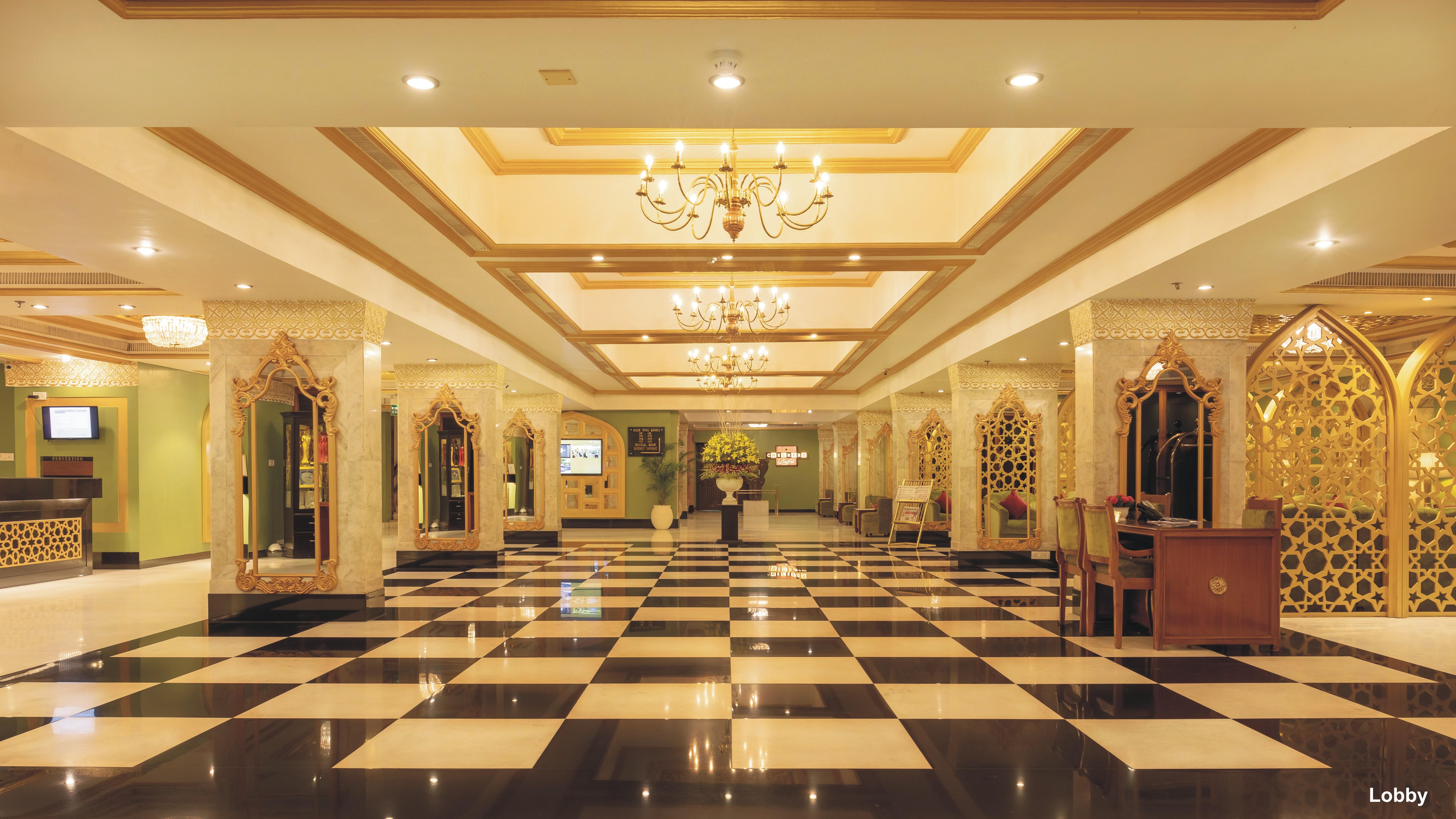 Hotel Clarks Shiraz Агра Екстер'єр фото